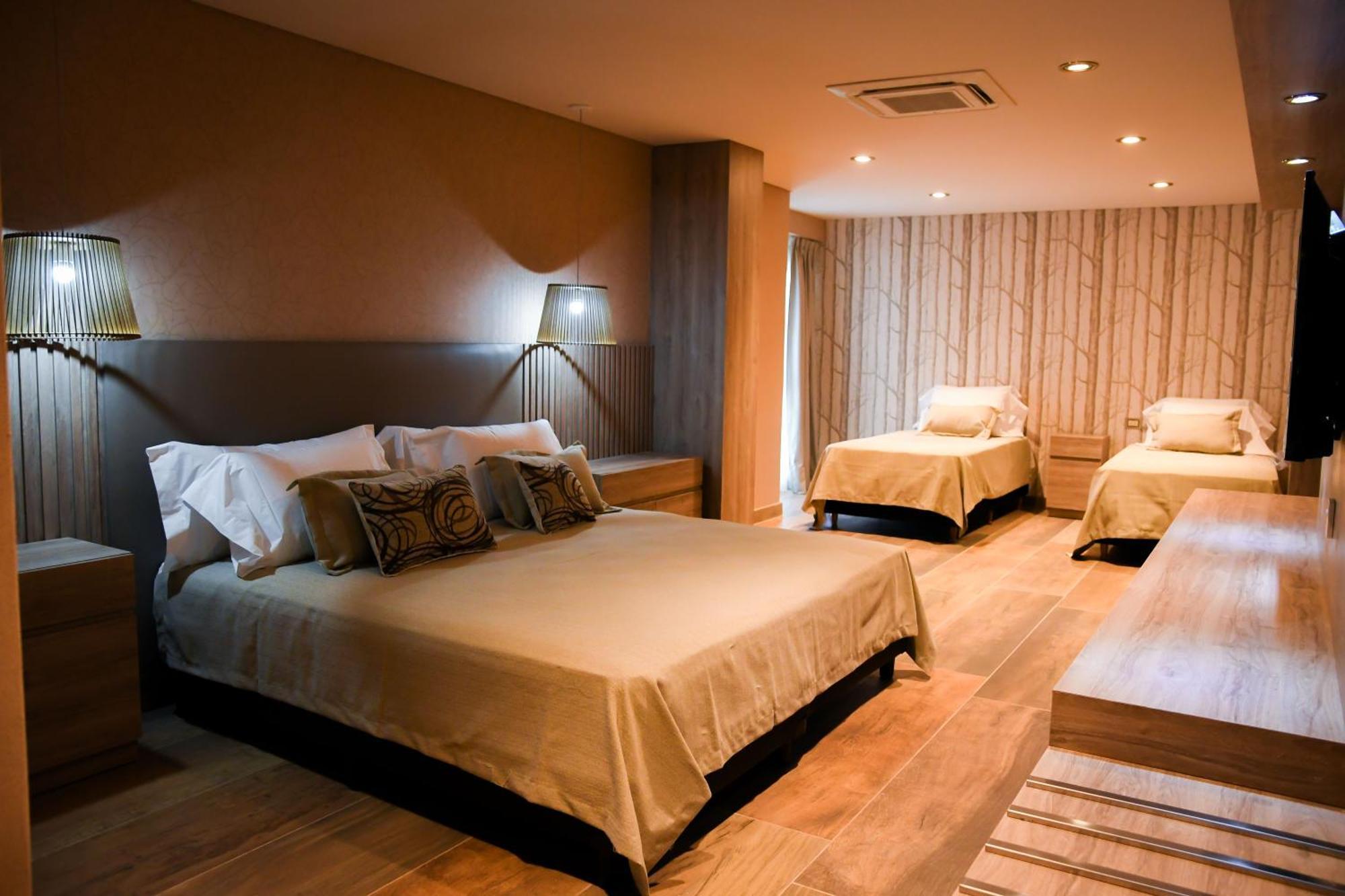 Cálido Termal Hotel